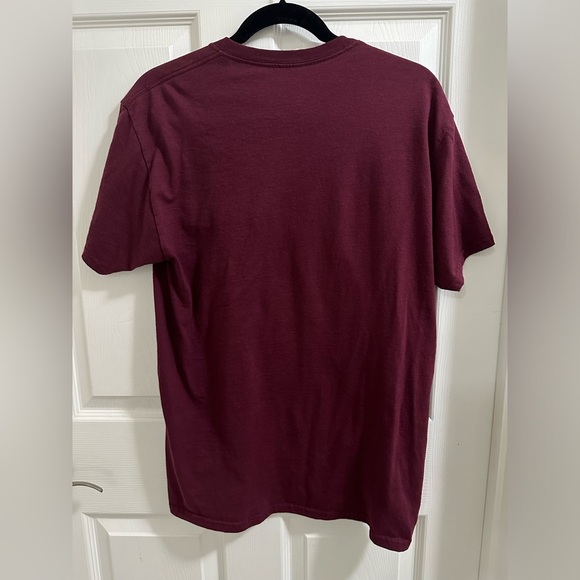 The Office. Schrute Farms Beets T-Shirt Maroon color a unisex size Medium - Picture 4 of 4